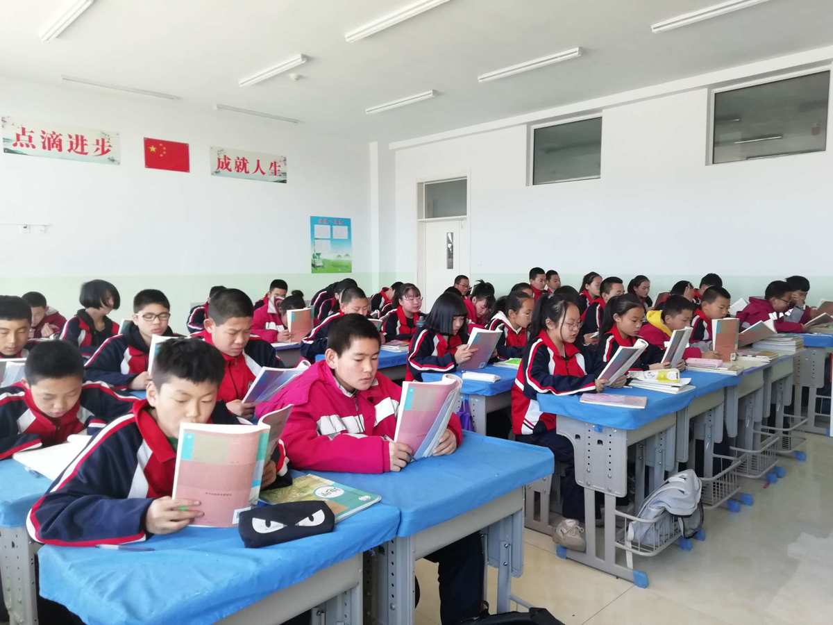 商都县第二中学