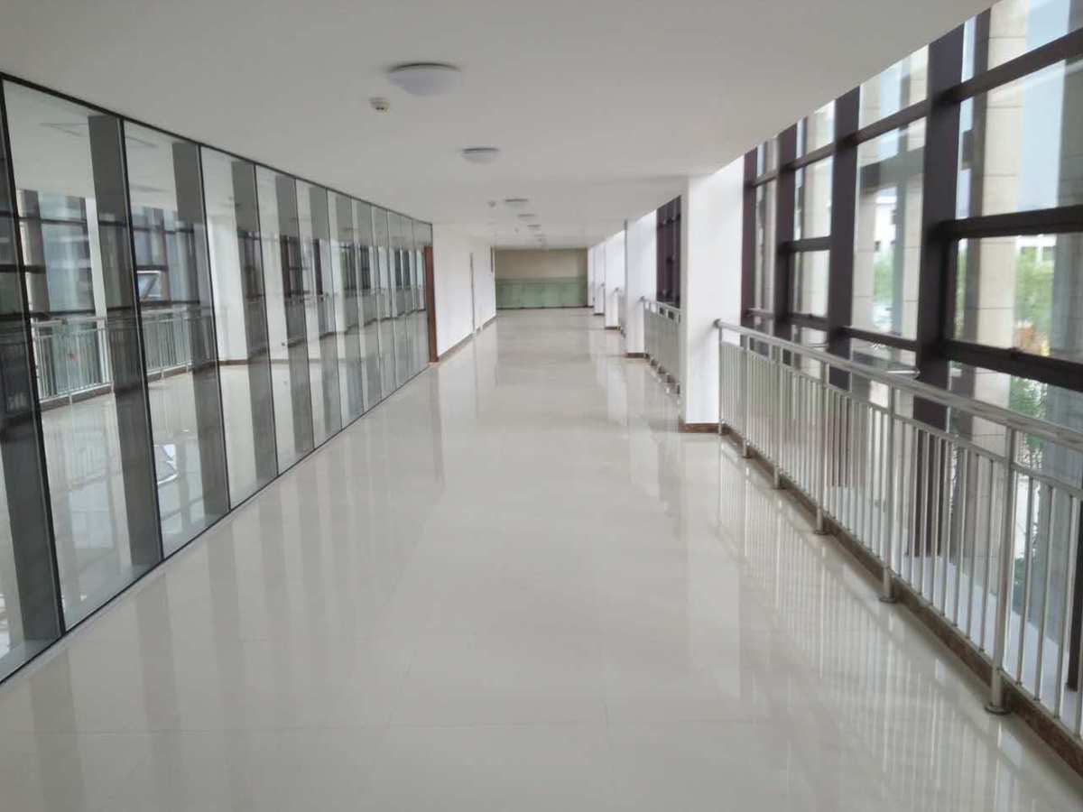 察右前旗政宜小学