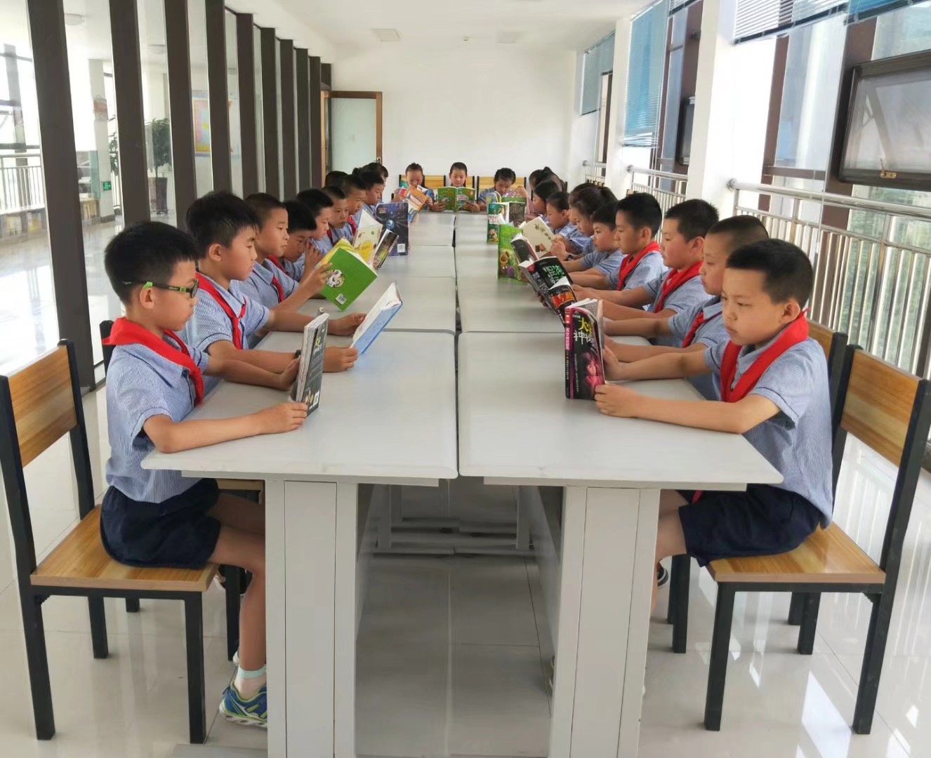 察右前旗政宜小学