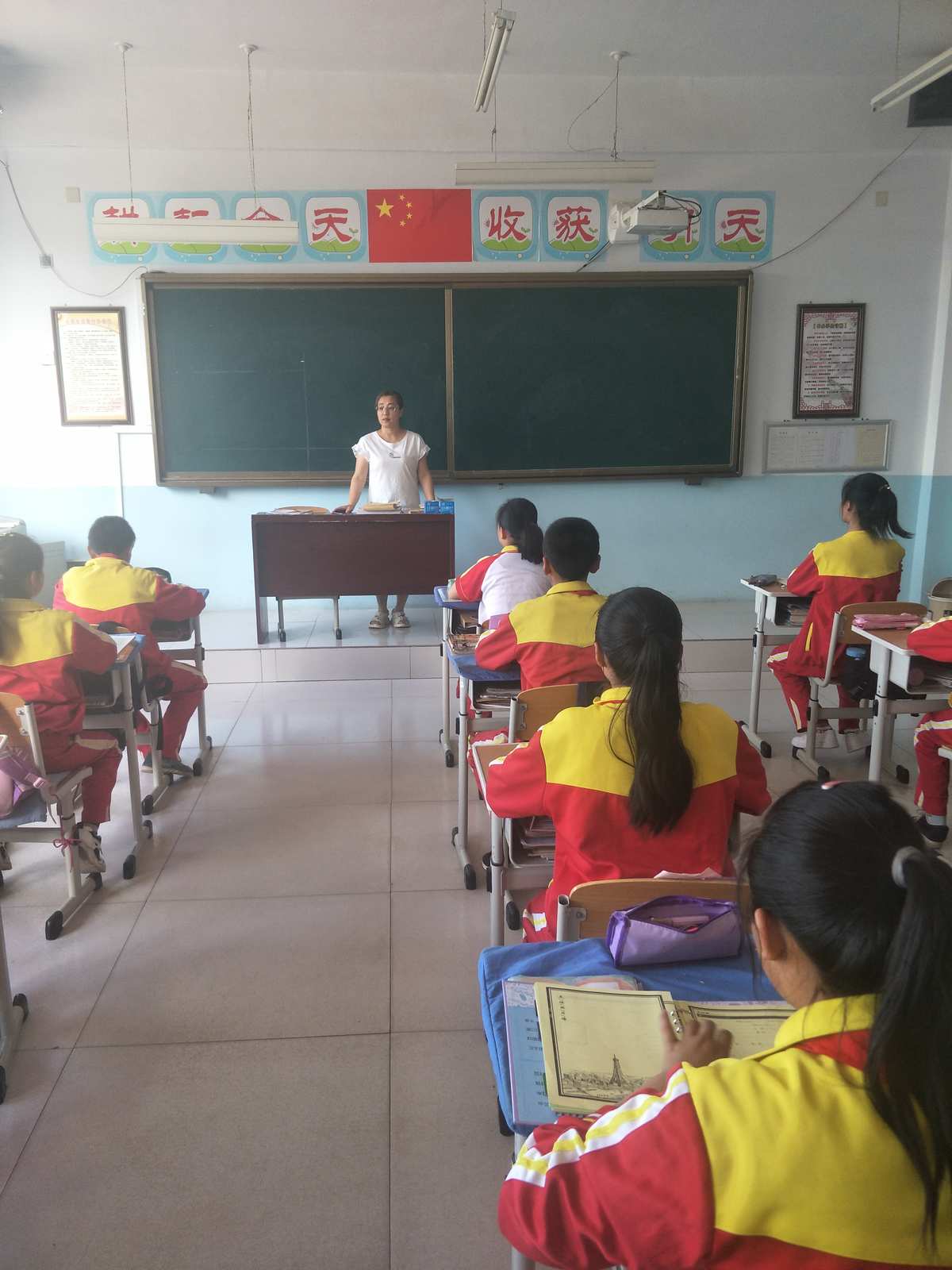 玫瑰营中心学校