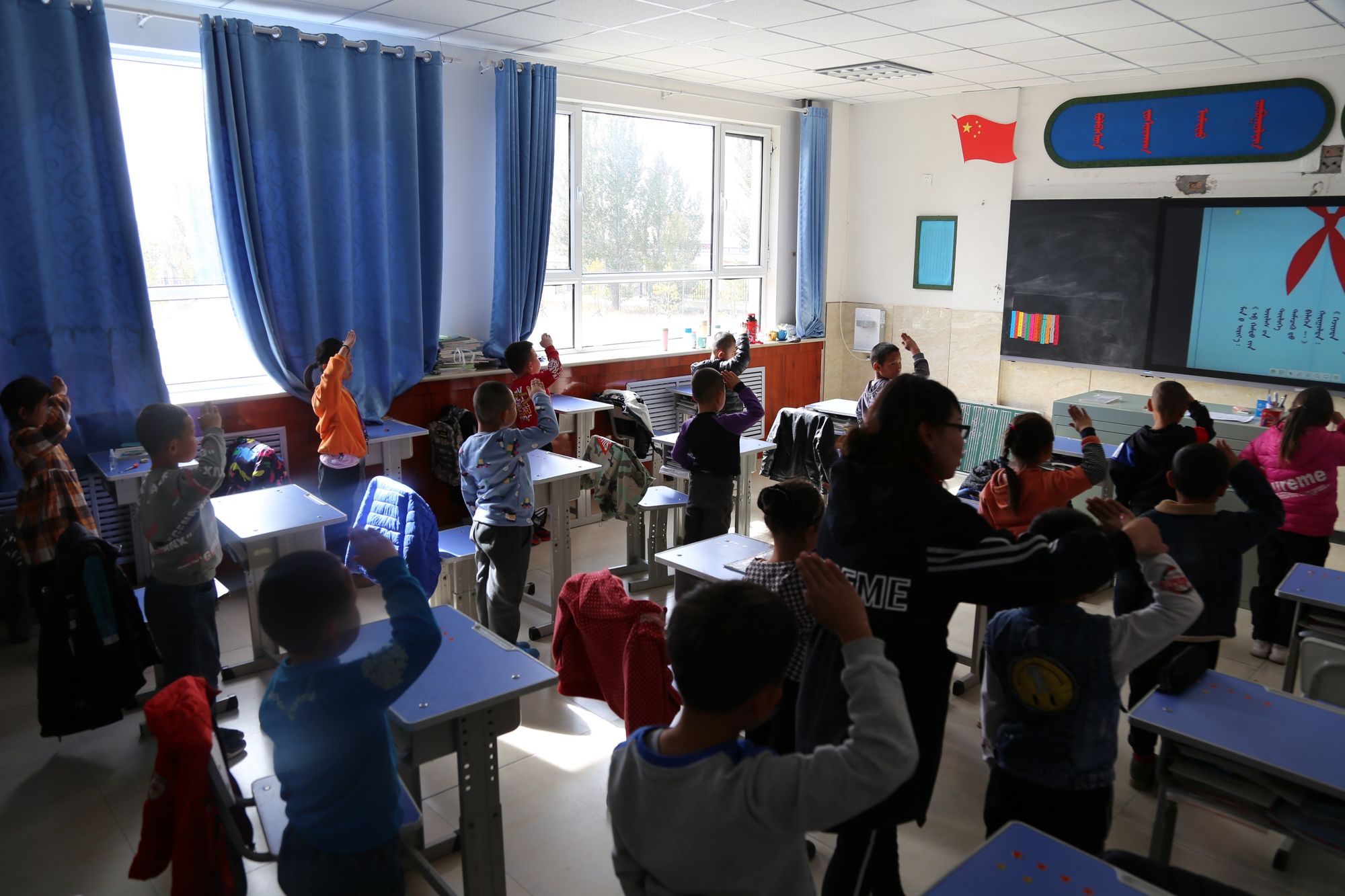 四子王旗红格尔蒙校